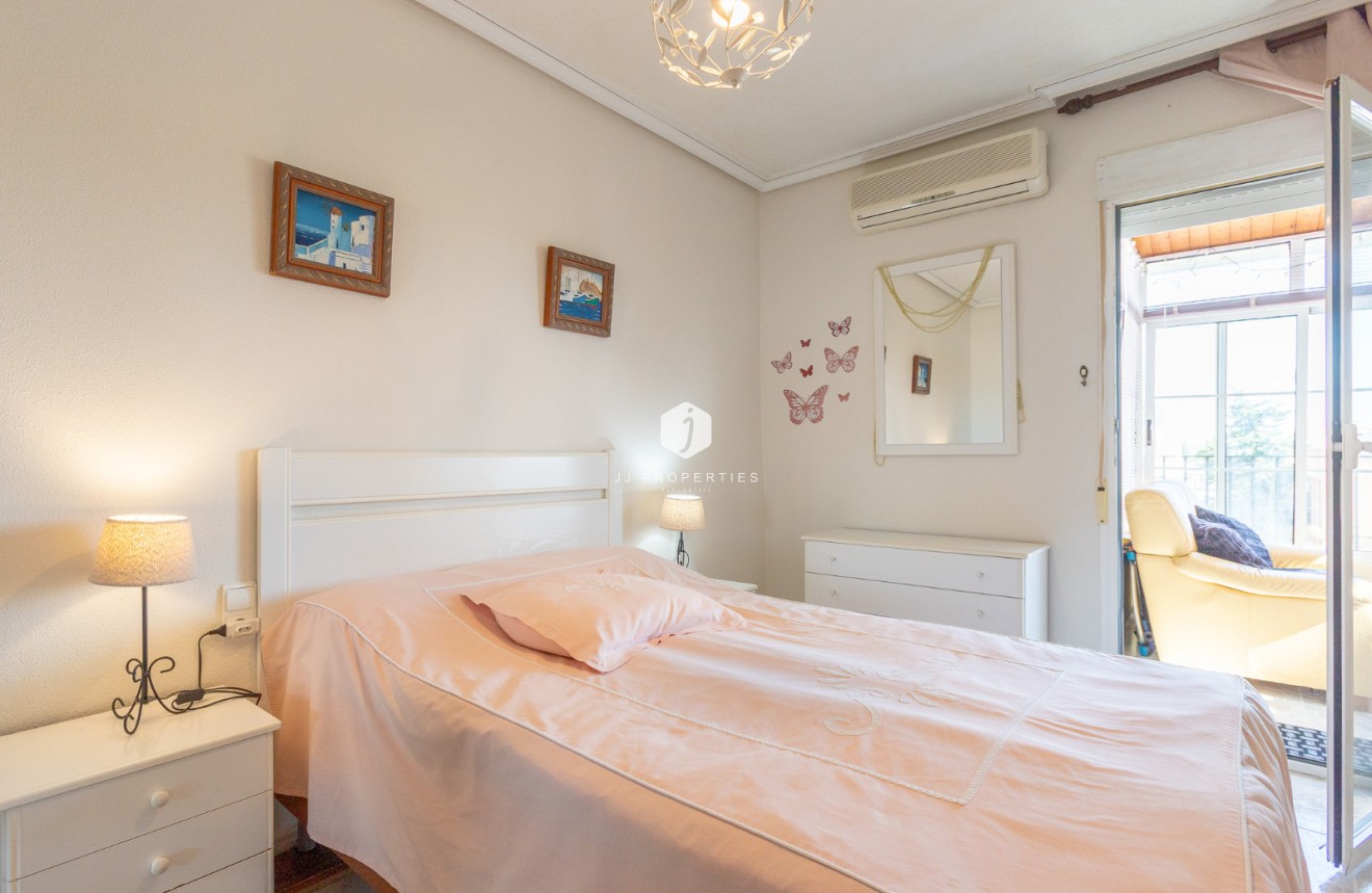 Resale - Apartment / flat -
Torrevieja - Costa Blanca