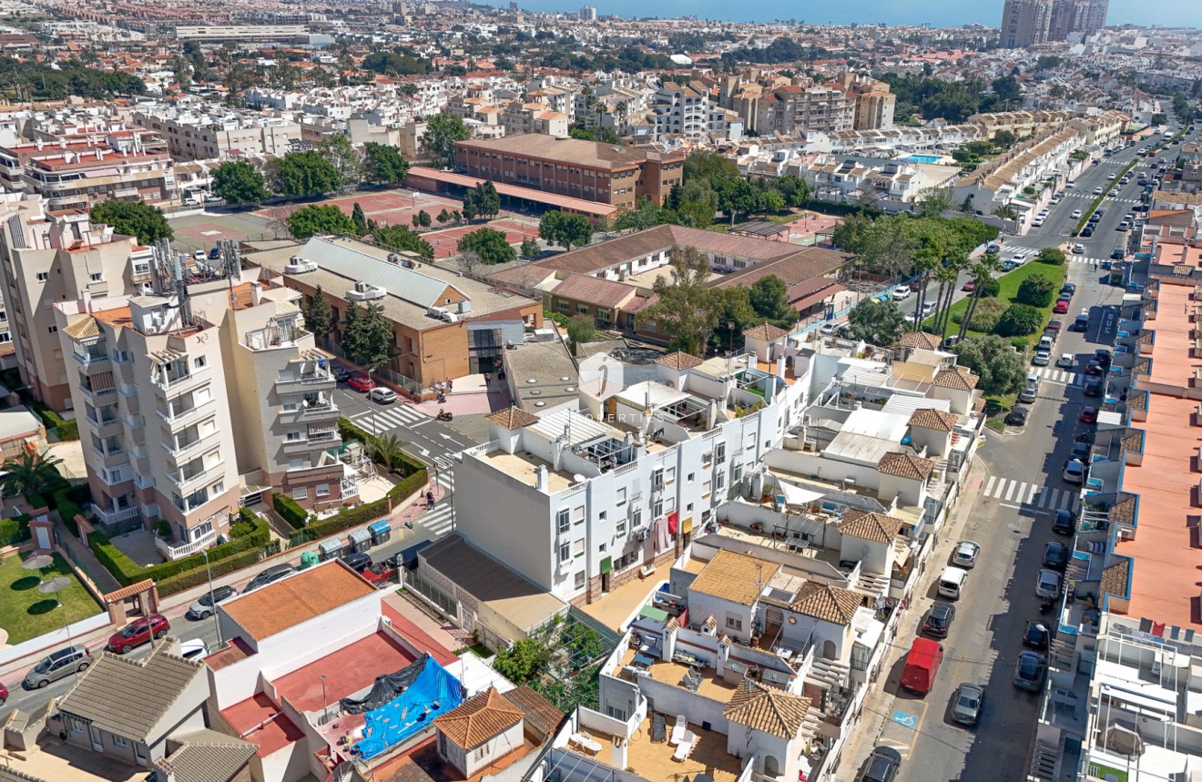 Resale - Apartment / flat -
Torrevieja - Costa Blanca