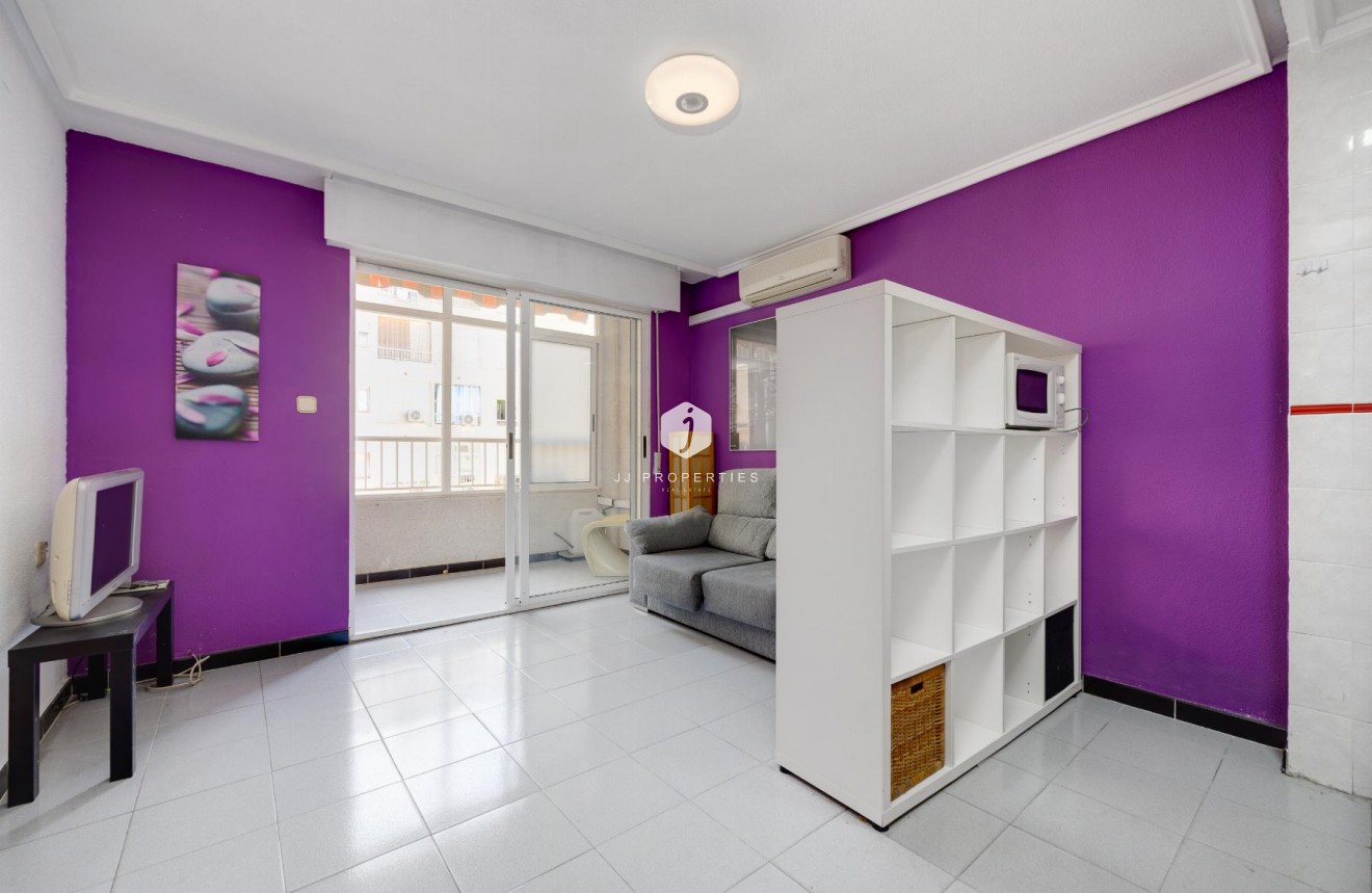 Tweedehands - Appartement / flat -
Torrevieja - Costa Blanca