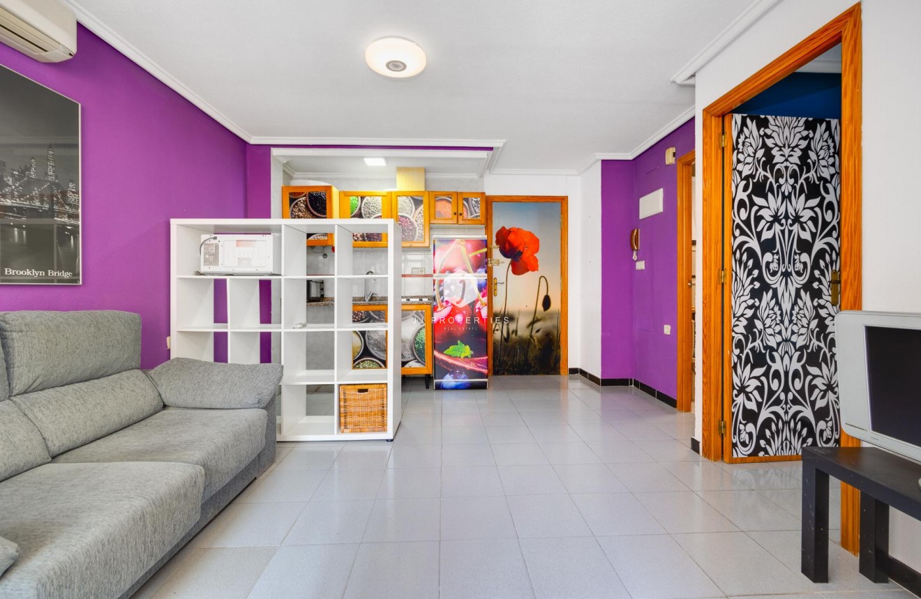 Tweedehands - Appartement / flat -
Torrevieja - Costa Blanca