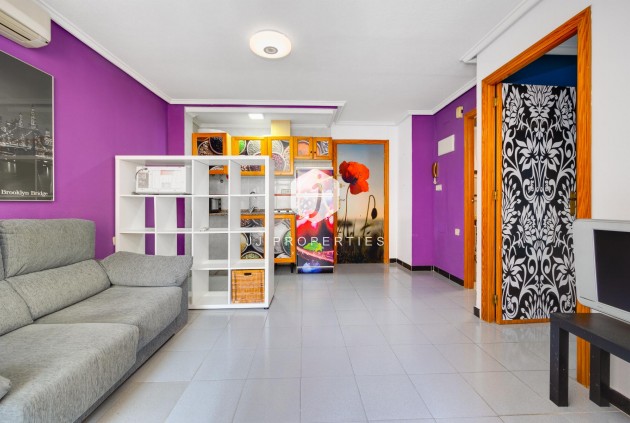 Tweedehands - Appartement / flat -
Torrevieja - Costa Blanca