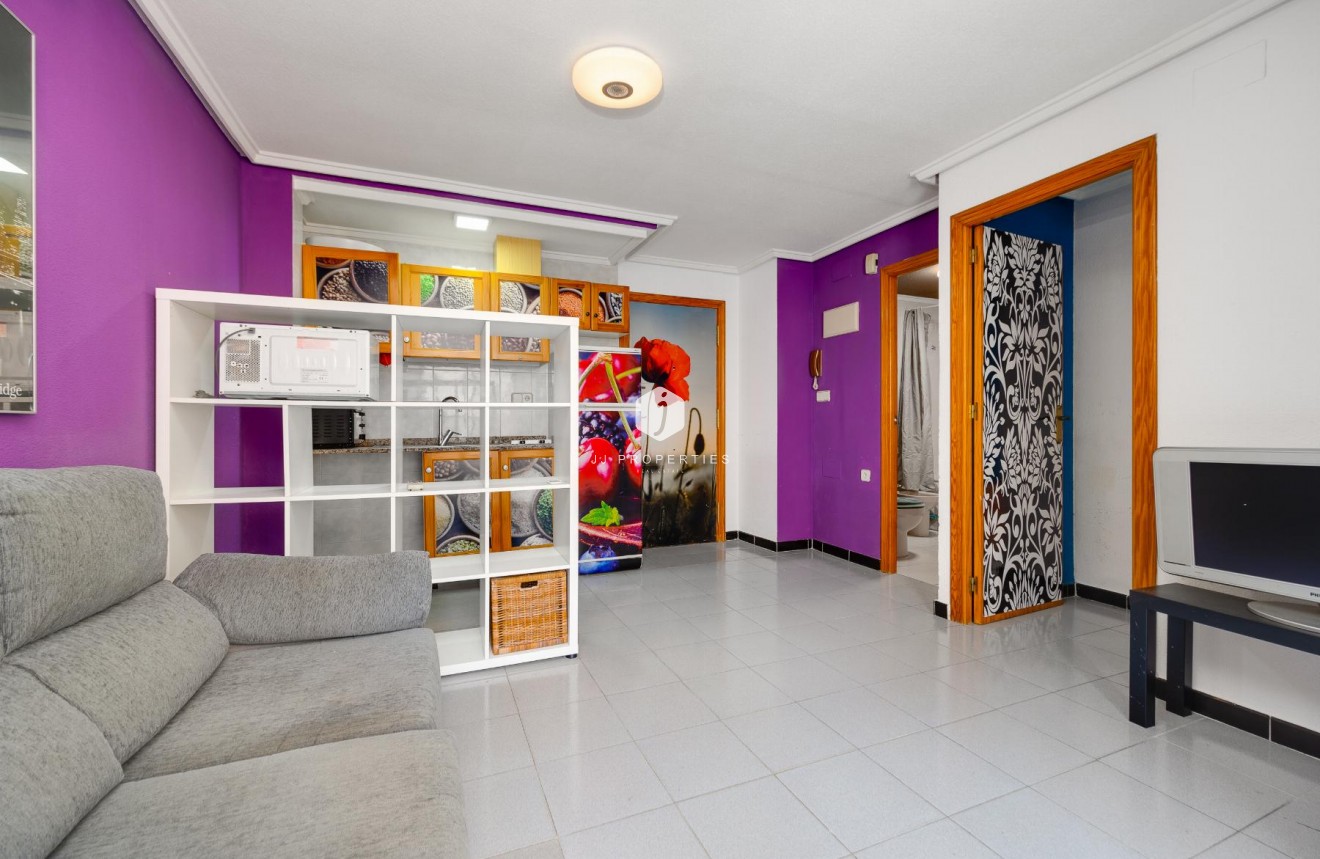 Tweedehands - Appartement / flat -
Torrevieja - Costa Blanca