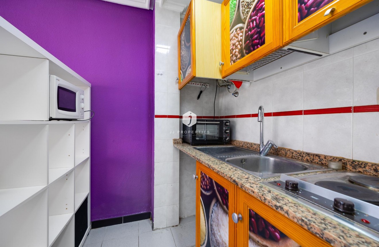 Tweedehands - Appartement / flat -
Torrevieja - Costa Blanca