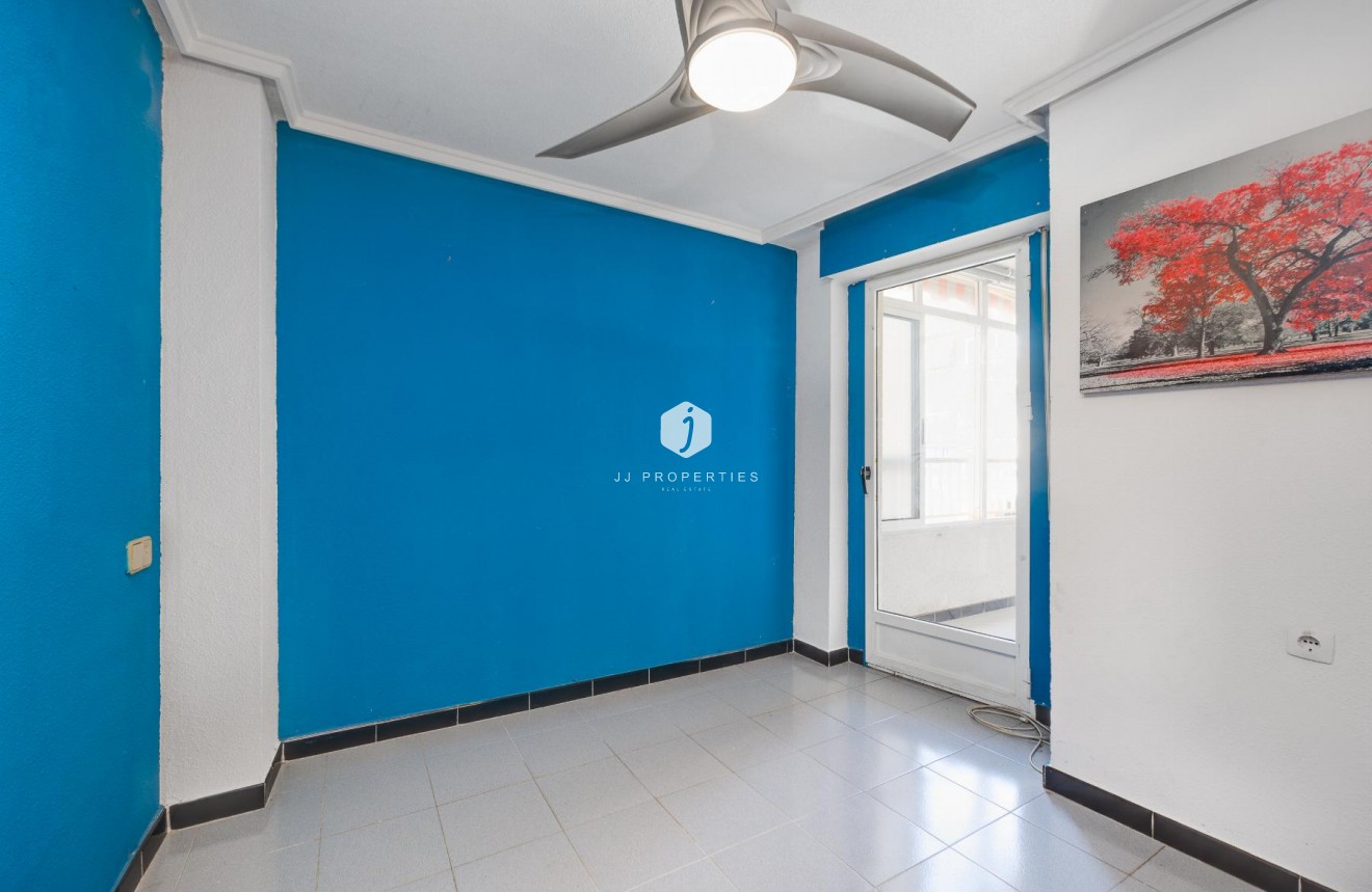 Tweedehands - Appartement / flat -
Torrevieja - Costa Blanca