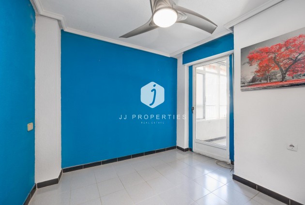 Tweedehands - Appartement / flat -
Torrevieja - Costa Blanca