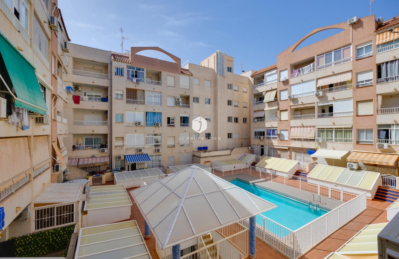 Tweedehands - Appartement / flat -
Torrevieja - Costa Blanca