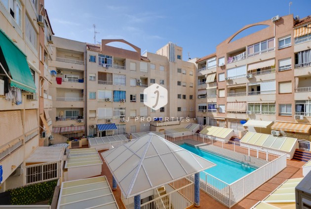Tweedehands - Appartement / flat -
Torrevieja - Costa Blanca
