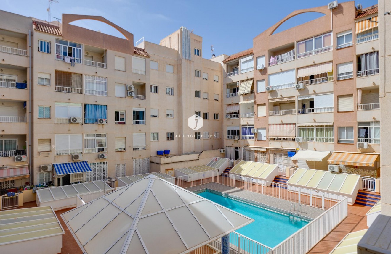 Tweedehands - Appartement / flat -
Torrevieja - Costa Blanca