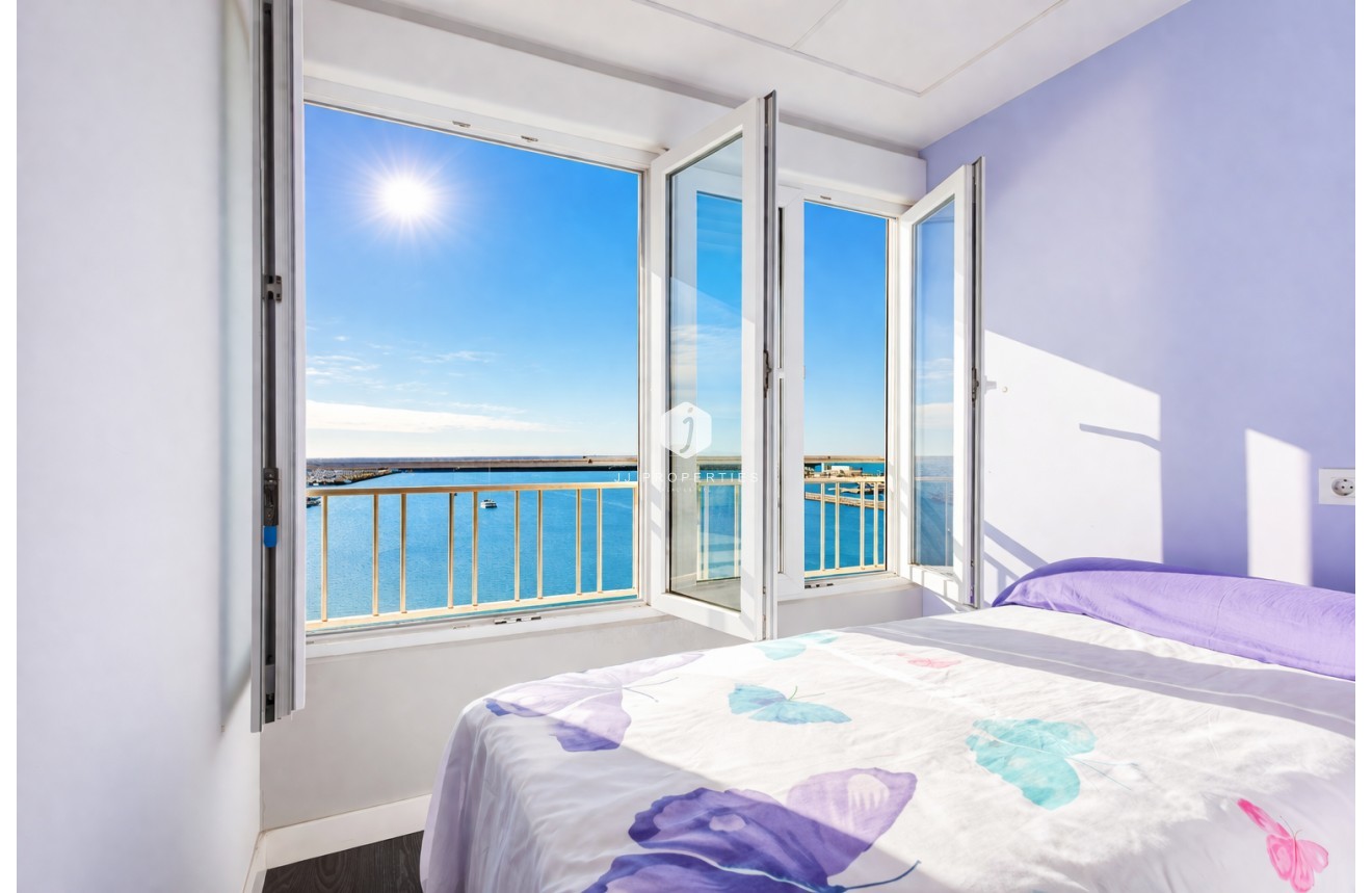 D'occasion - Appartement -
Torrevieja - Costa Blanca