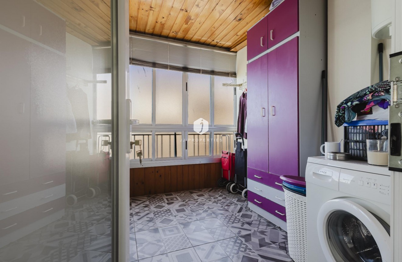 D'occasion - Appartement -
Torrevieja - Costa Blanca