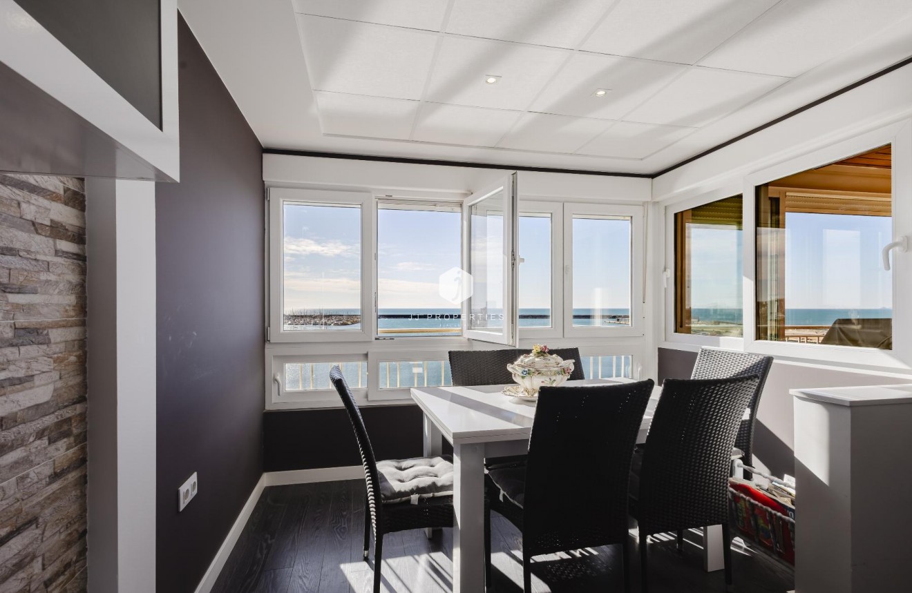 D'occasion - Appartement -
Torrevieja - Costa Blanca