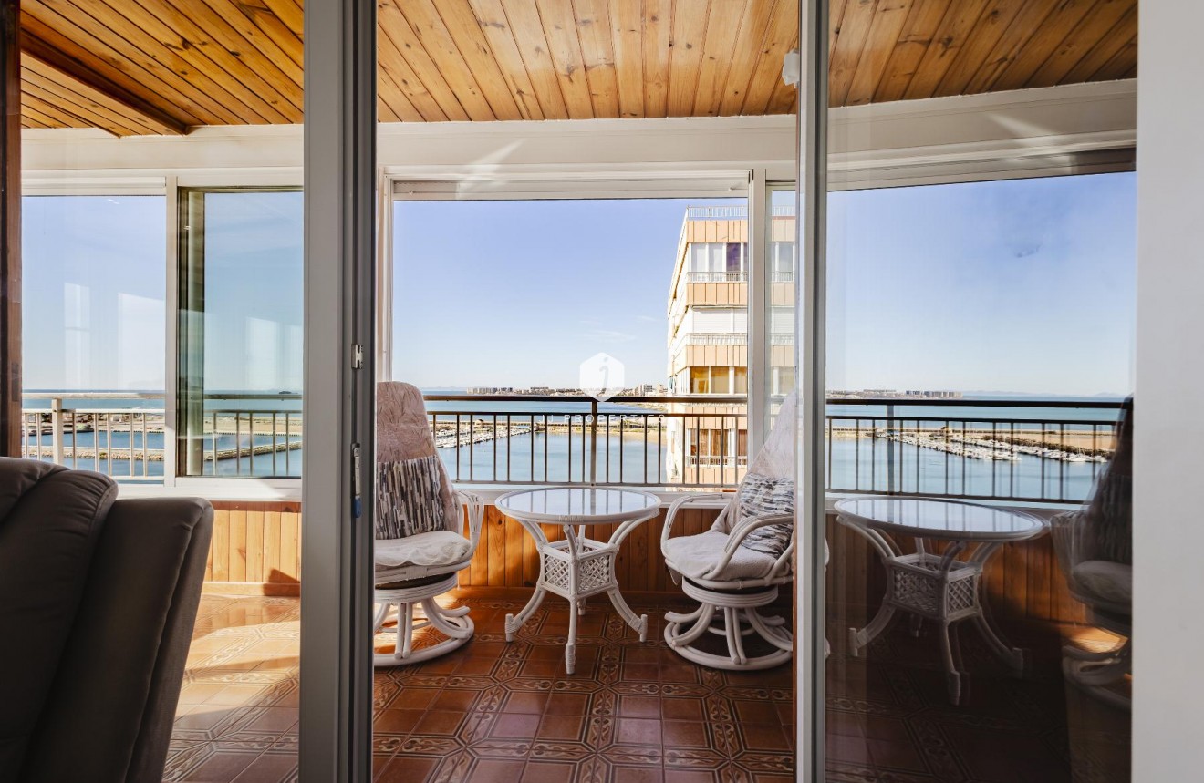D'occasion - Appartement -
Torrevieja - Costa Blanca