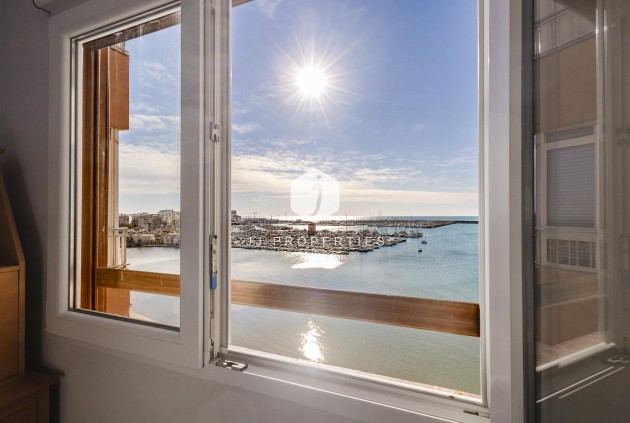 D'occasion - Appartement -
Torrevieja - Costa Blanca