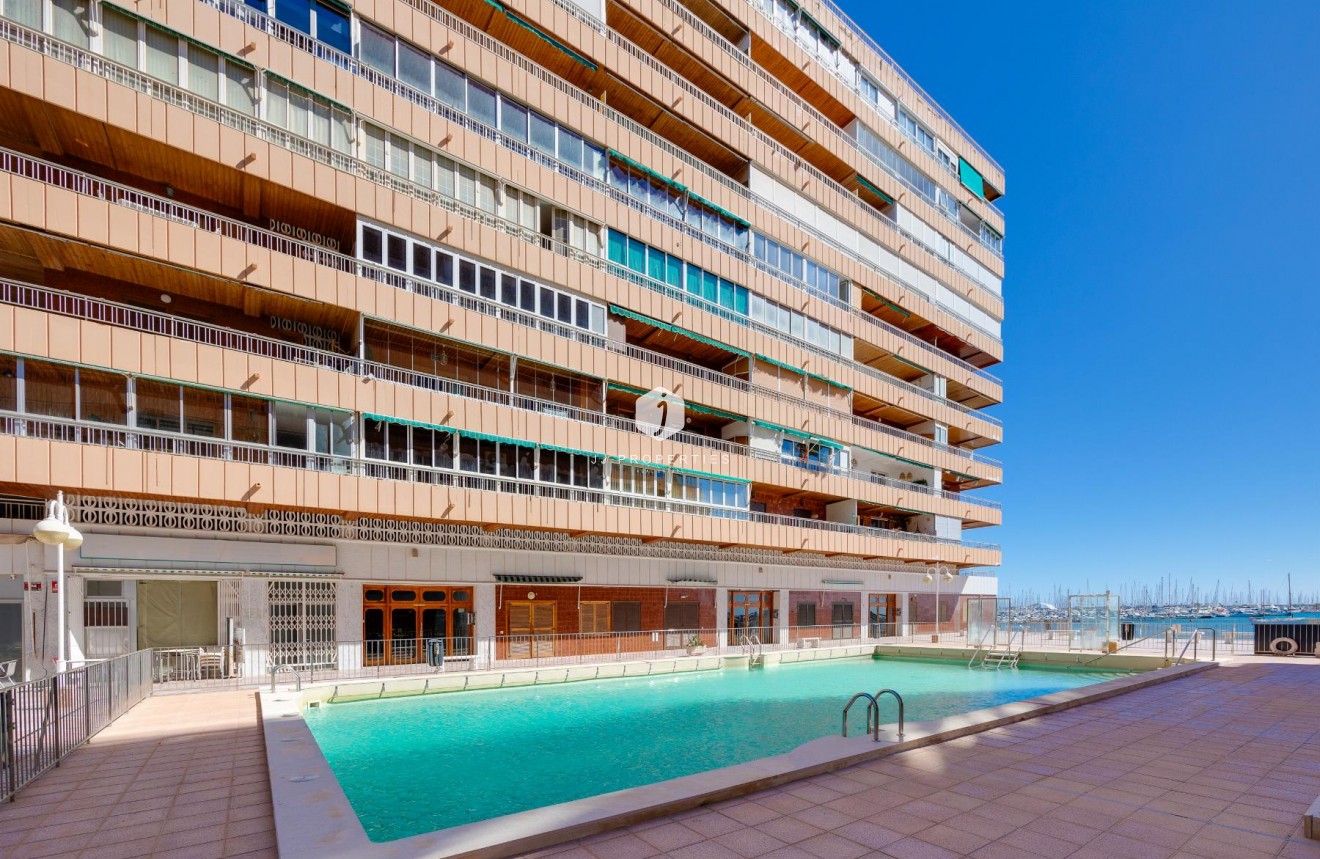 D'occasion - Appartement -
Torrevieja - Costa Blanca