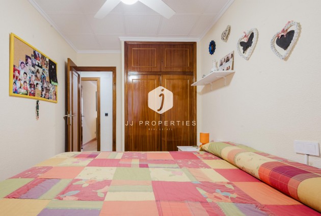 D'occasion - Appartement -
Torrevieja - Costa Blanca