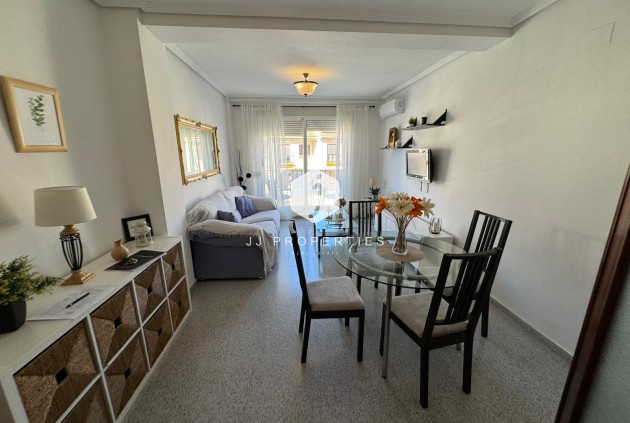 Segunda mano - Apartamento / piso -
San Miguel de Salinas - Inland