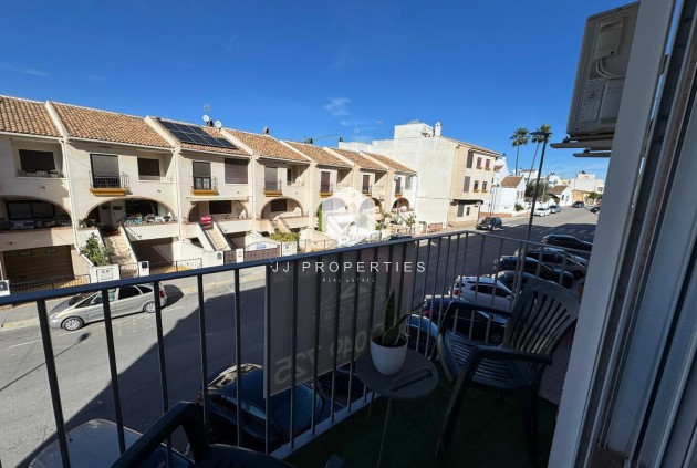 Segunda mano - Apartamento / piso -
San Miguel de Salinas - Inland