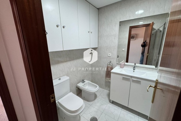 Segunda mano - Apartamento / piso -
San Miguel de Salinas - Inland