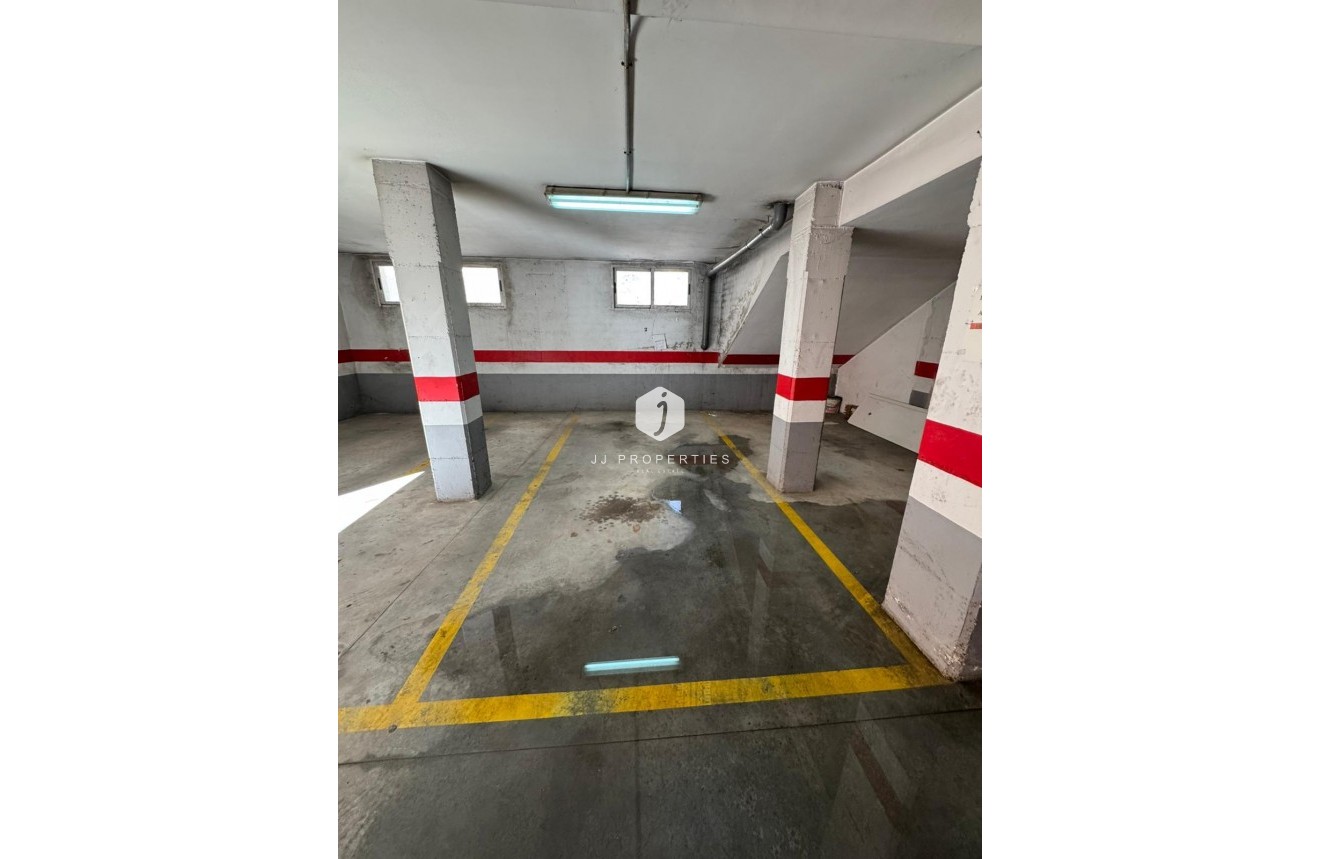 Segunda mano - Apartamento / piso -
San Miguel de Salinas - Inland
