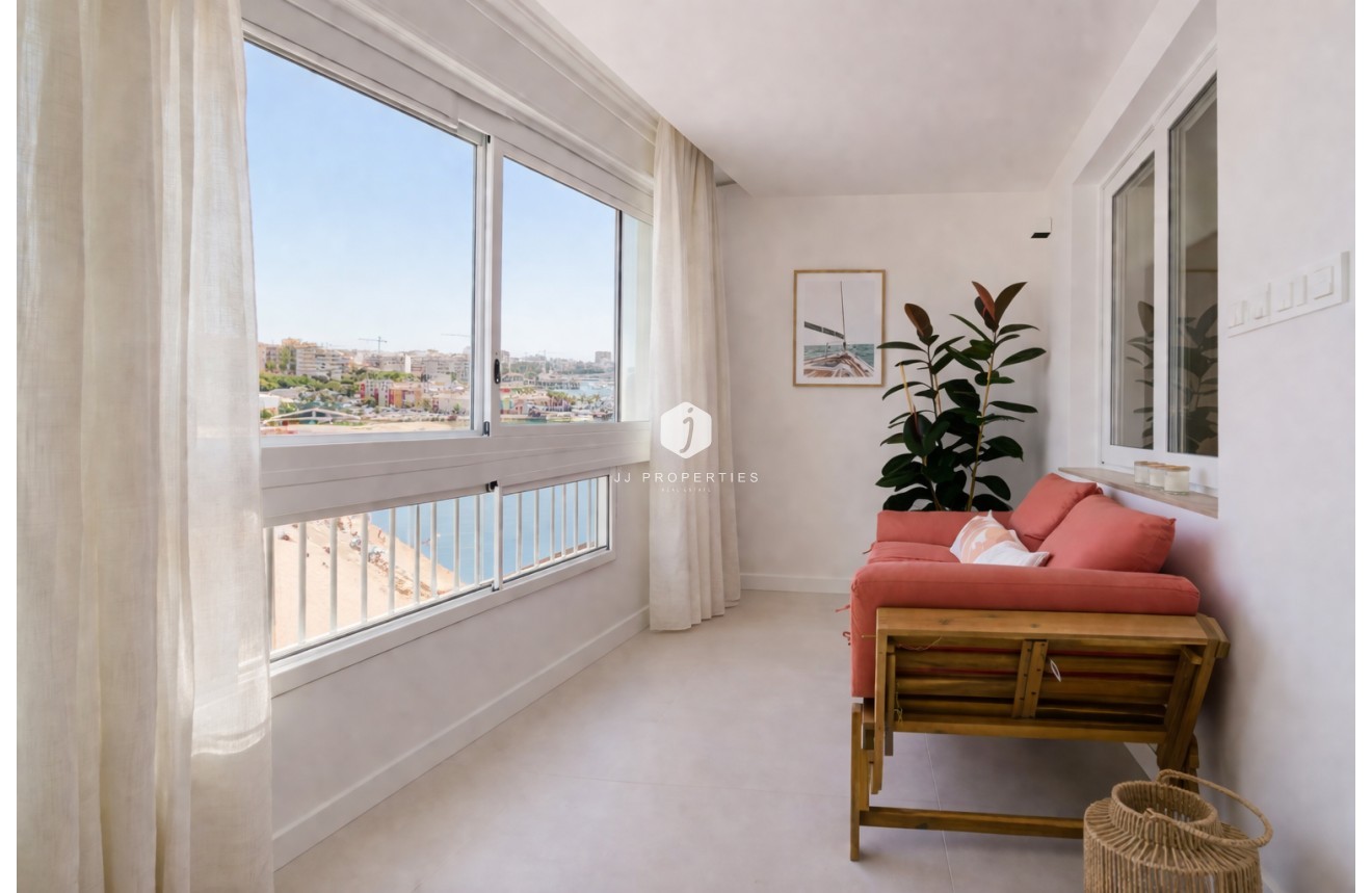 Tweedehands - Appartement / flat -
Torrevieja - Costa Blanca
