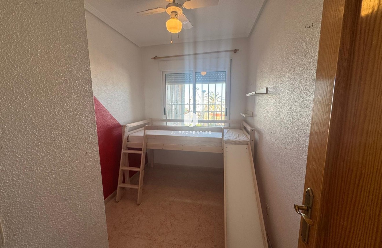 Resale - Apartment / flat -
Torrevieja - Costa Blanca