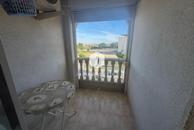 Z drugiej ręki - Mieszkanie w bloku -
Torrevieja - Costa Blanca
