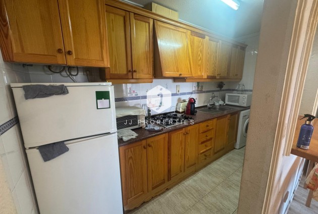 Z drugiej ręki - Mieszkanie w bloku -
Torrevieja - Costa Blanca