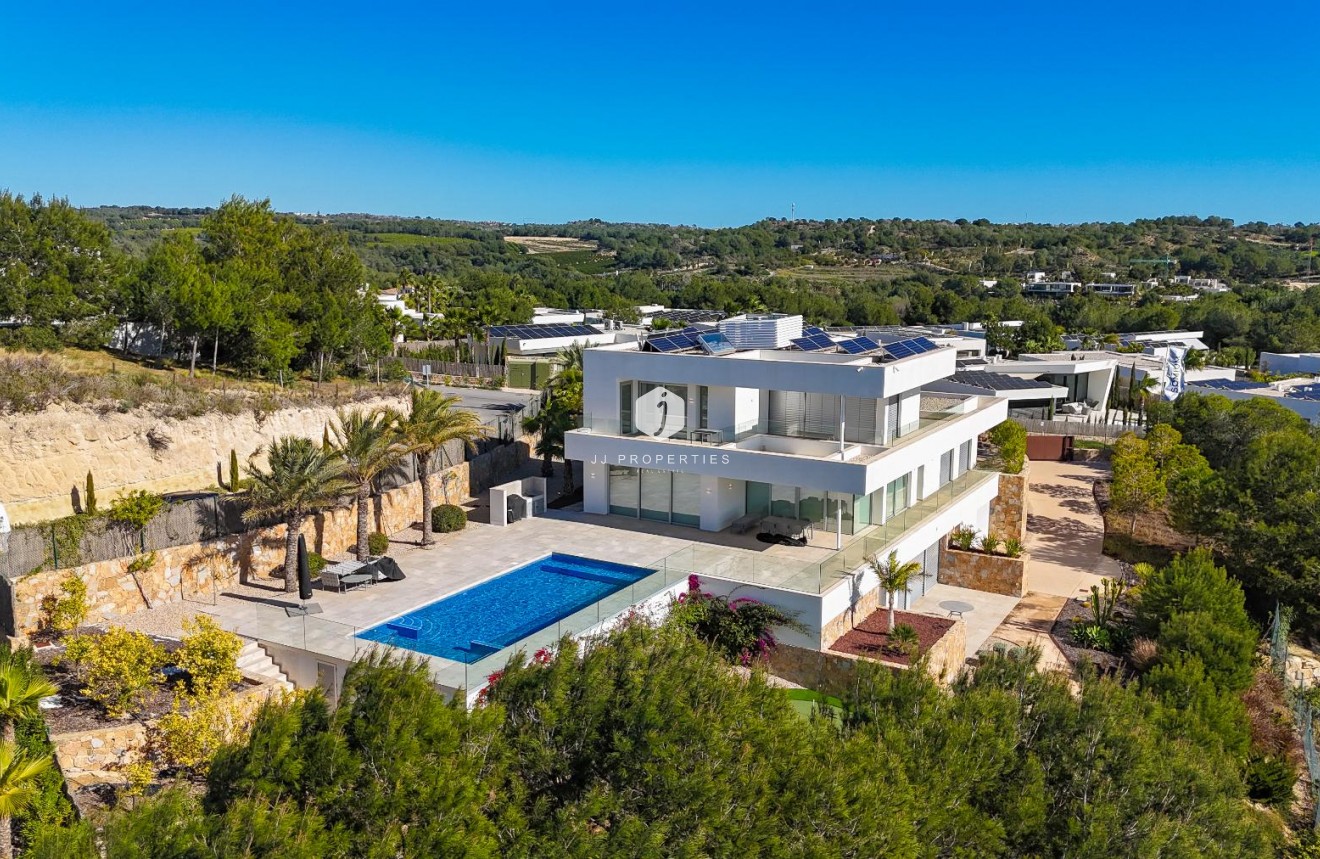 Resale - Villa -
Orihuela Costa - Costa Blanca