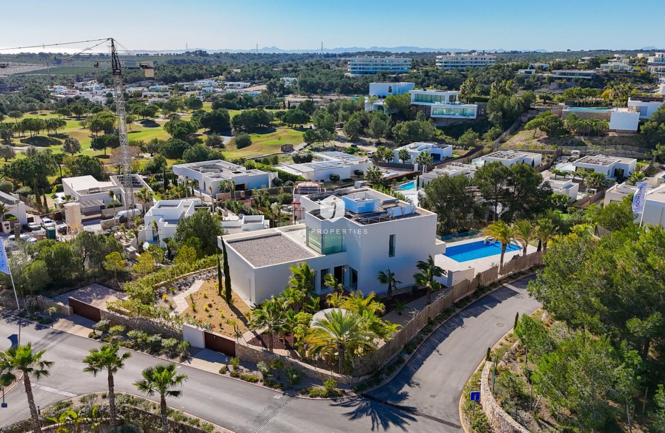 Resale - Villa -
Orihuela Costa - Costa Blanca