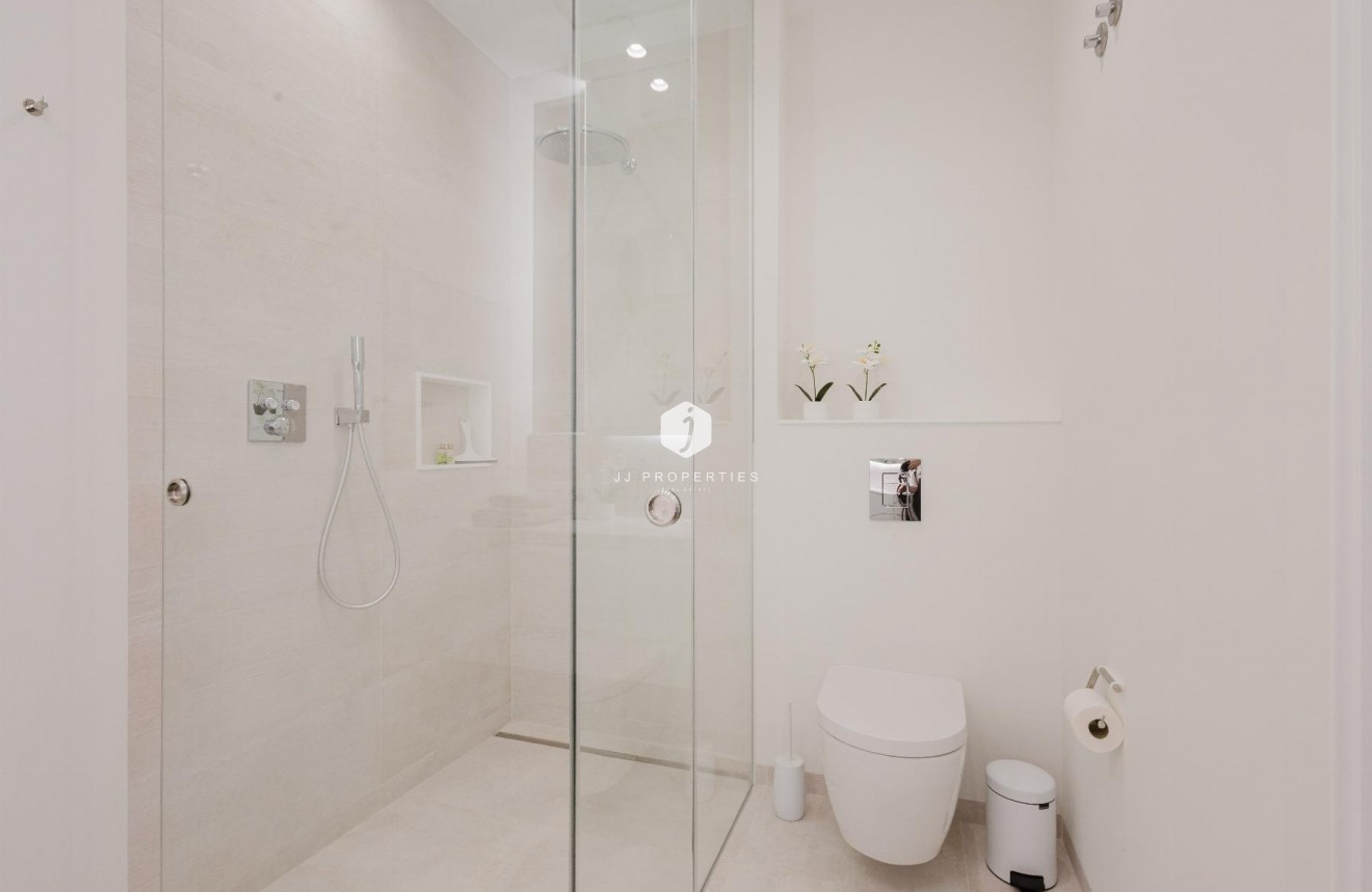 Resale - Villa -
Orihuela Costa - Costa Blanca