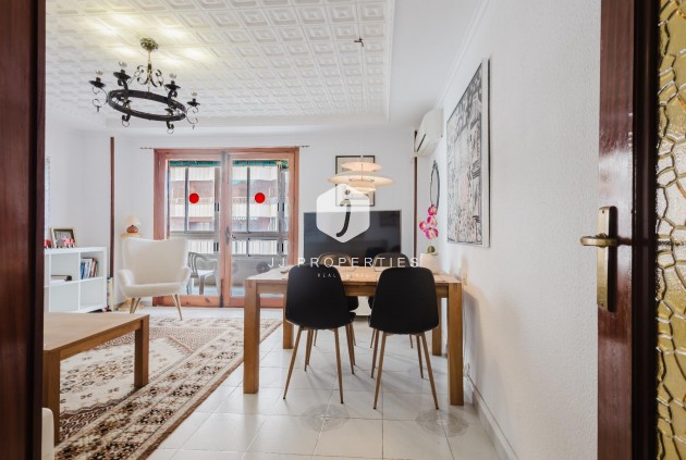 Aus zweiter Hand - Wohnung -
Torrevieja - Costa Blanca