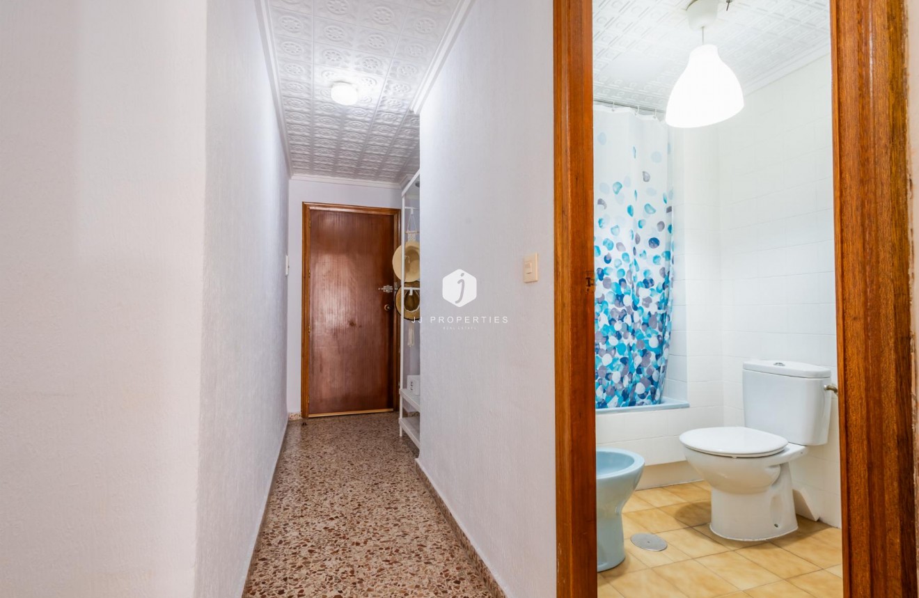 Resale - Apartment / flat -
Torrevieja - Costa Blanca