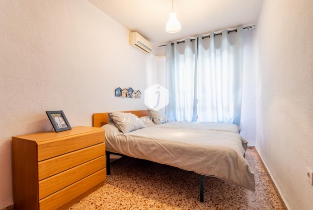 Resale - Apartment / flat -
Torrevieja - Costa Blanca