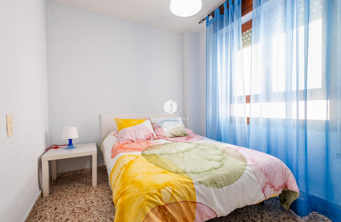 Resale - Apartment / flat -
Torrevieja - Costa Blanca