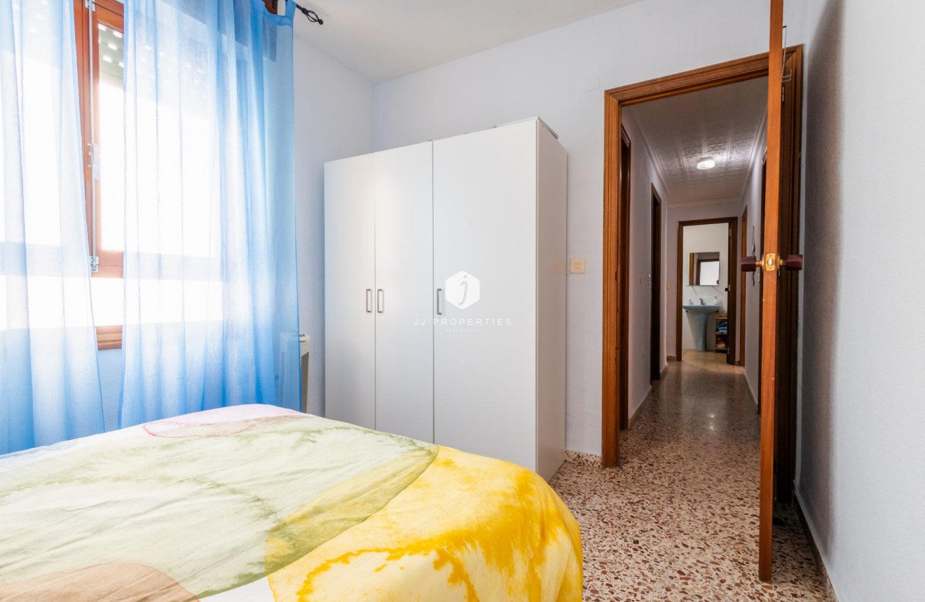 Resale - Apartment / flat -
Torrevieja - Costa Blanca