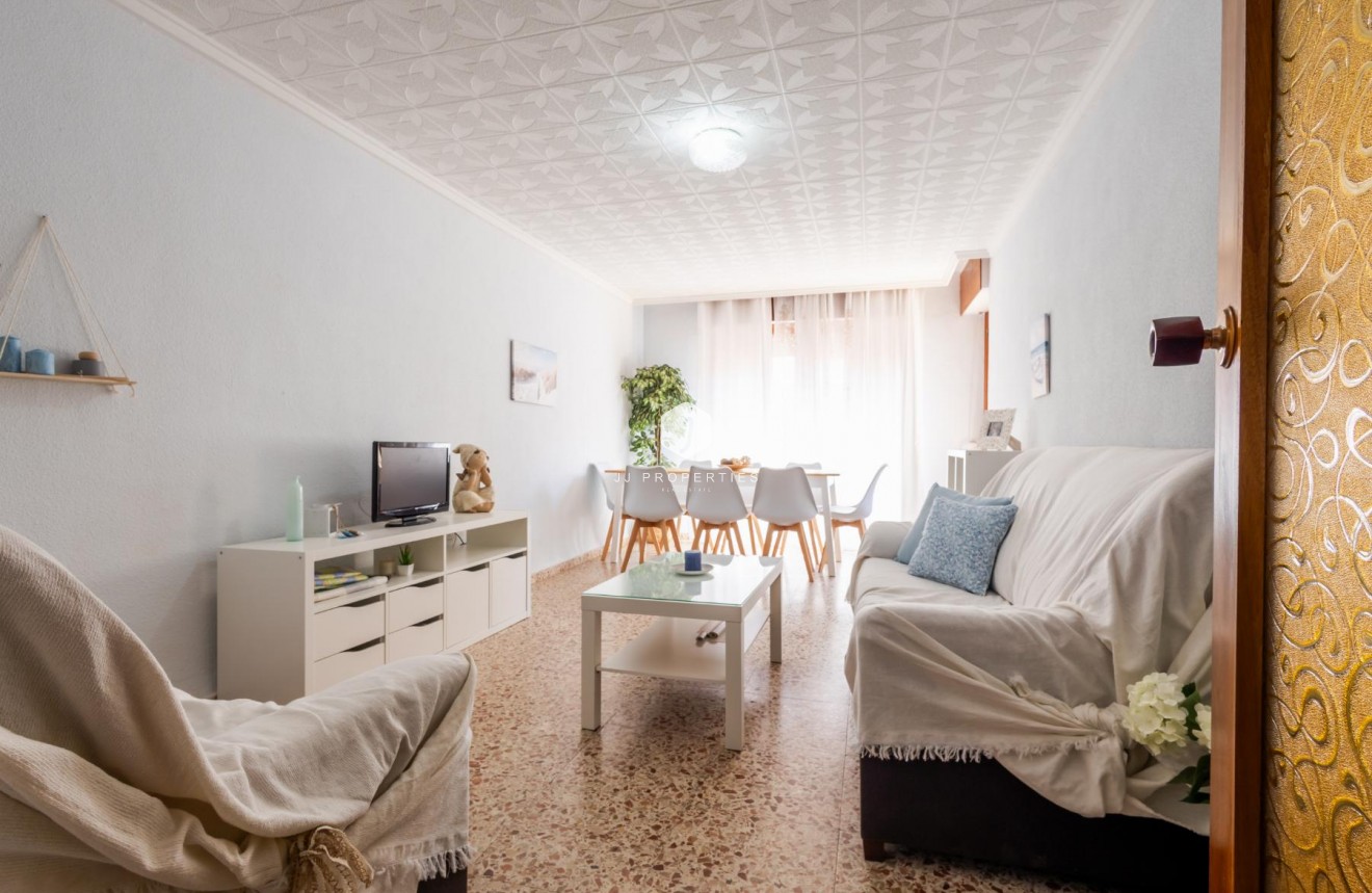 Resale - Apartment / flat -
Torrevieja - Costa Blanca