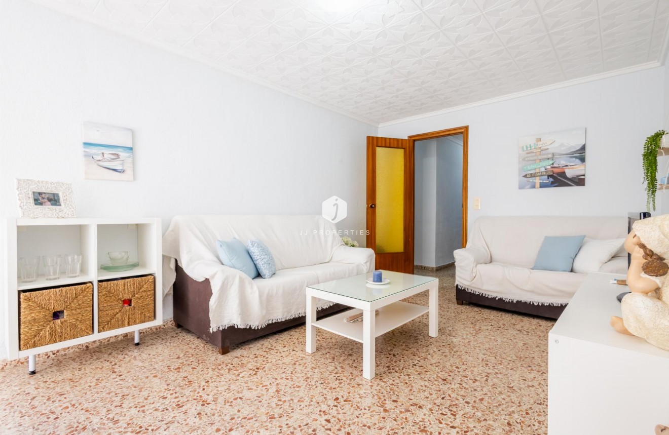 Resale - Apartment / flat -
Torrevieja - Costa Blanca