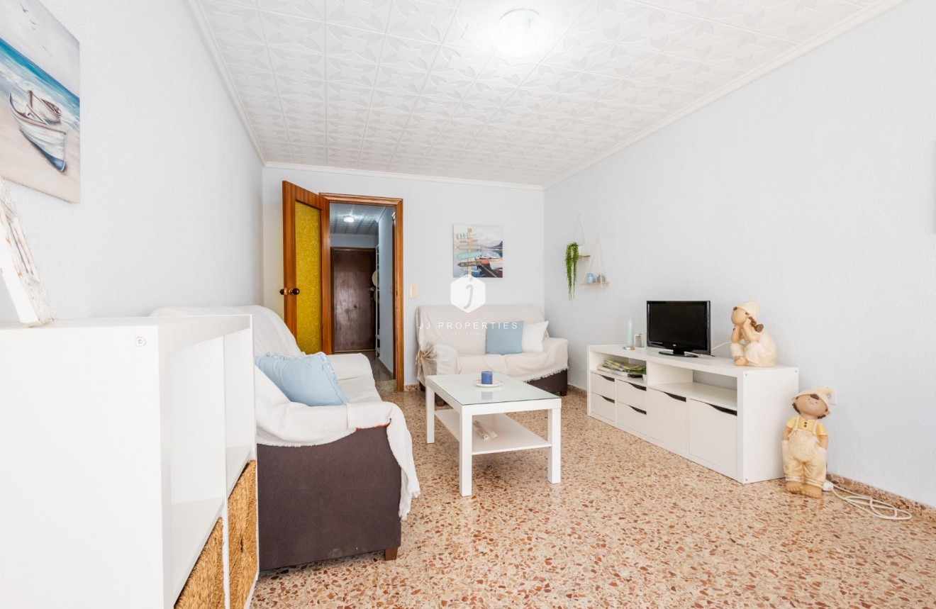 Resale - Apartment / flat -
Torrevieja - Costa Blanca