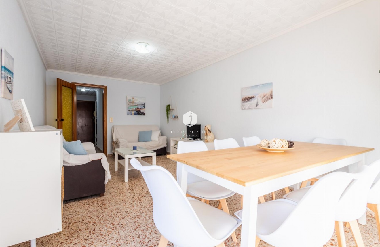 Resale - Apartment / flat -
Torrevieja - Costa Blanca