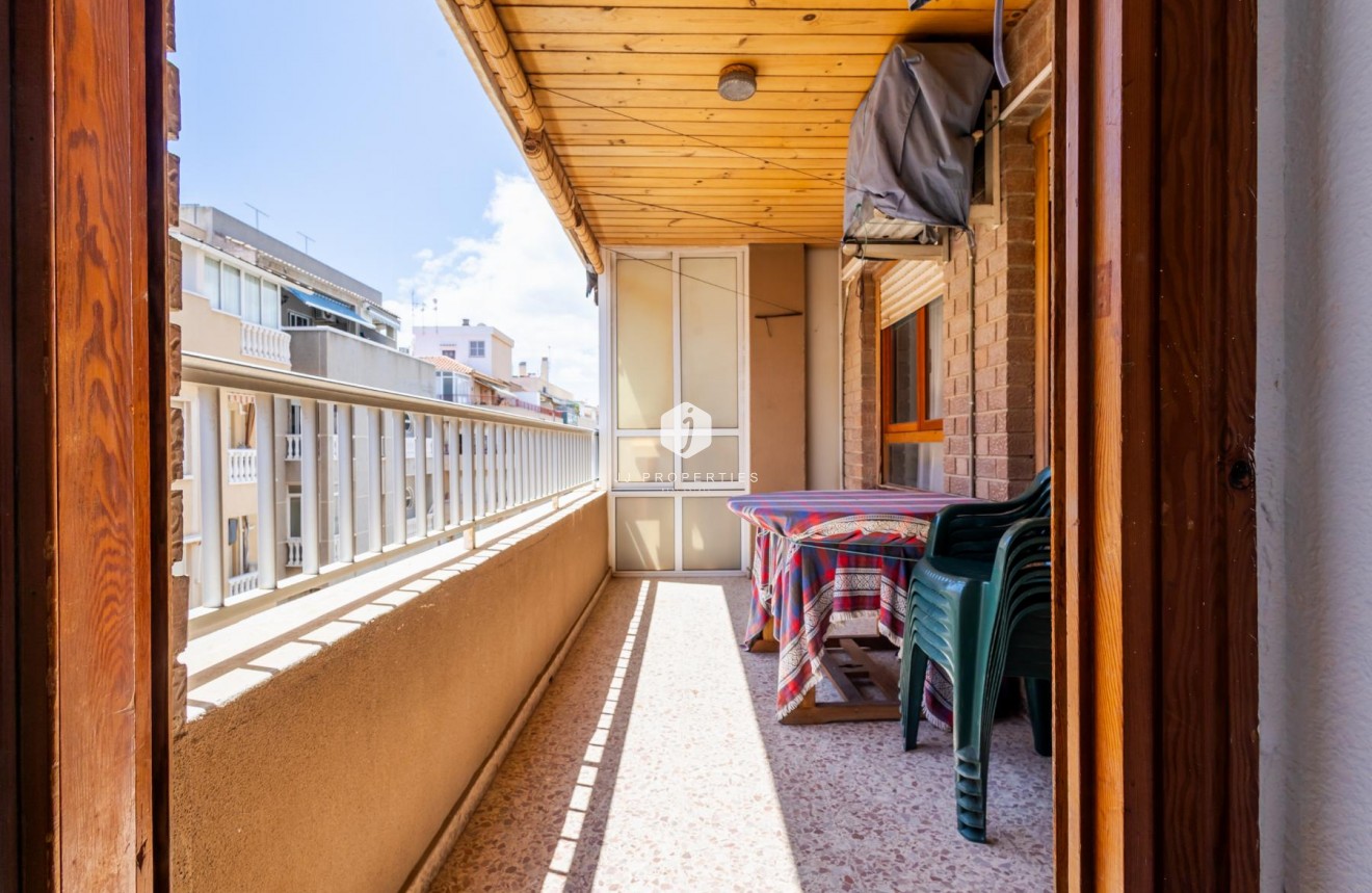 Resale - Apartment / flat -
Torrevieja - Costa Blanca