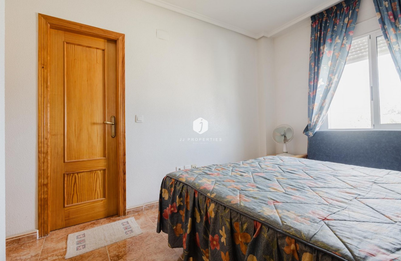 Resale - Apartment / flat -
Torrevieja - Costa Blanca