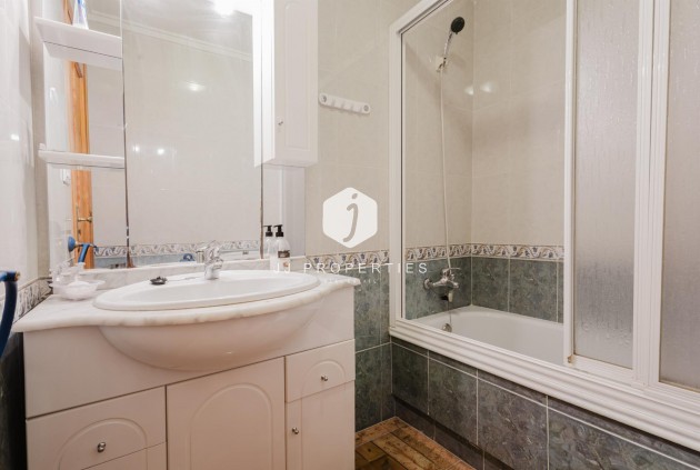 Resale - Apartment / flat -
Torrevieja - Costa Blanca