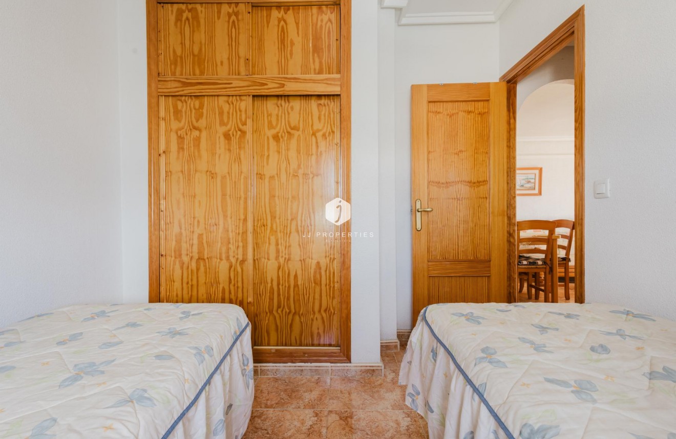 Resale - Apartment / flat -
Torrevieja - Costa Blanca