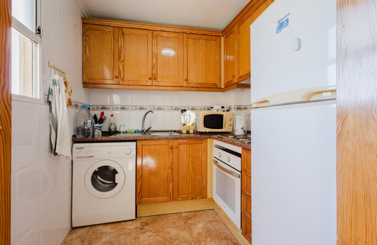 Resale - Apartment / flat -
Torrevieja - Costa Blanca