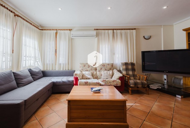 Resale - Bungalow -
Torrevieja - Costa Blanca