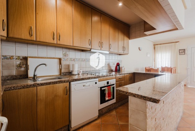 Resale - Bungalow -
Torrevieja - Costa Blanca