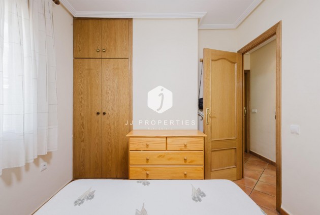 Resale - Bungalow -
Torrevieja - Costa Blanca