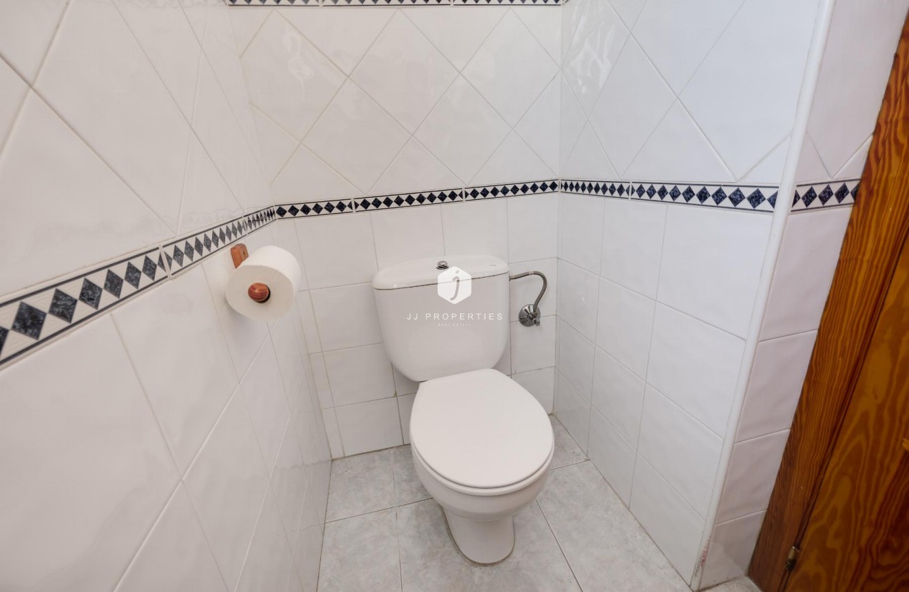 Resale - Apartment / flat -
Torrevieja - Costa Blanca