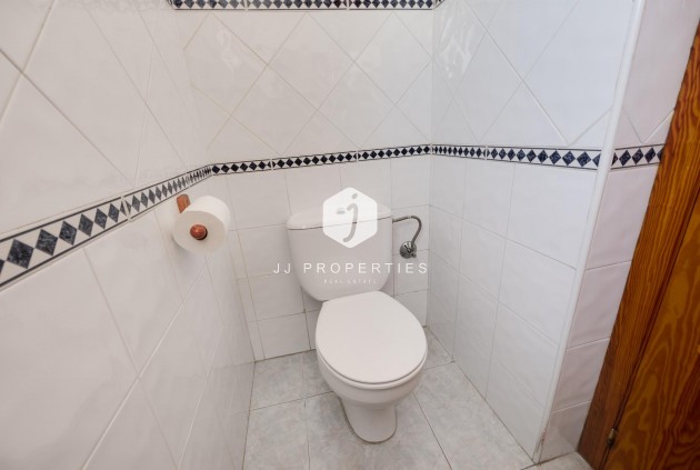 Resale - Apartment / flat -
Torrevieja - Costa Blanca
