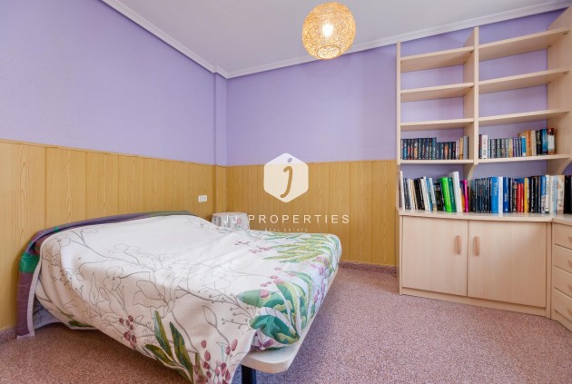 Resale - Apartment / flat -
Torrevieja - Costa Blanca